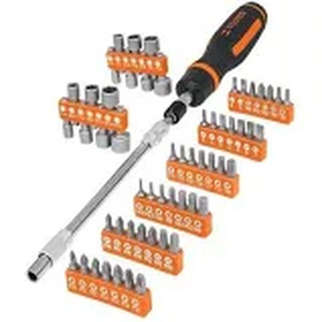 Desarmador tipo matraca con 18 puntas y 6 dados, Truper JDM-26, 18219