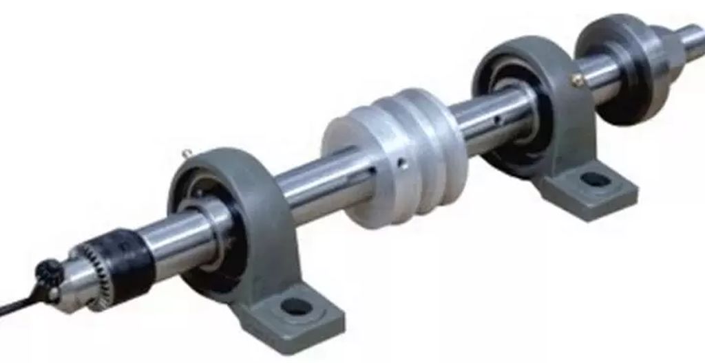 MANDRIL DE CHUMACERA 5/8" AUTO-ALINEABLE, AVANTE