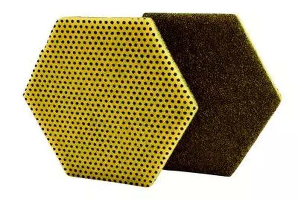 ALMOHADILLA DE FIBRAESPONJA HEXAGONAL 5.8" CON PUNTOS ABRASIVOS LIMPIEZA PROFESIONAL, 3M